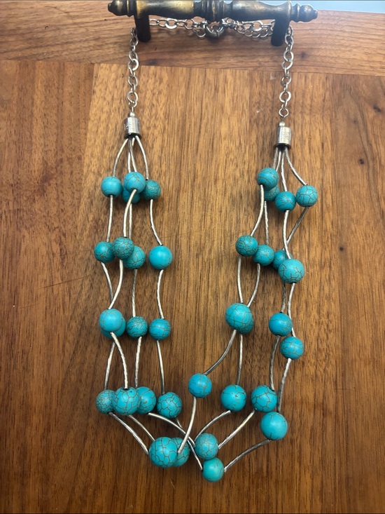 Vintage Jewelry - Vintage Turquoise Multi-Strand Beaded Necklace